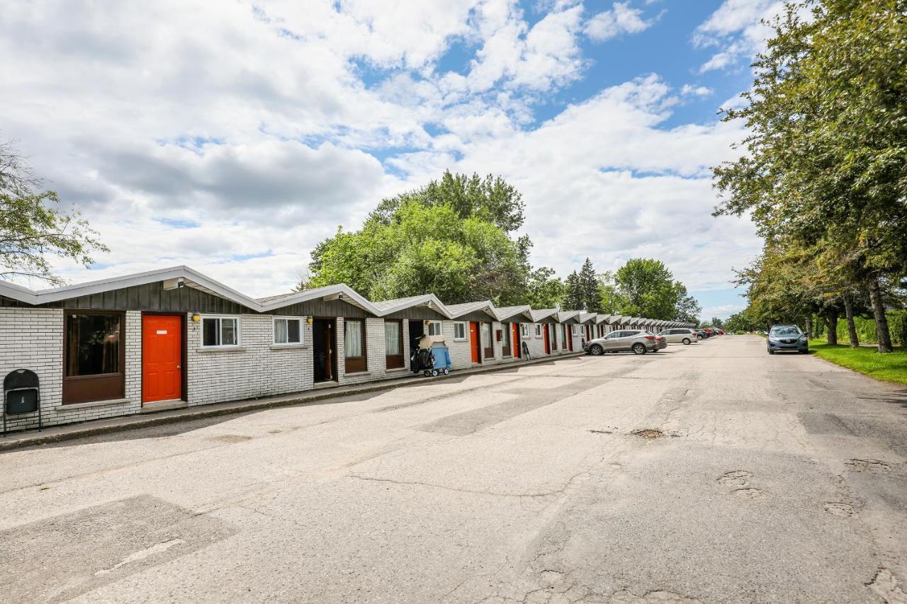 Motel Rideau Brossard Exterior foto